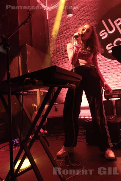 LET'S EAT GRANDMA - 2018-04-17 - PARIS - Supersonic - 